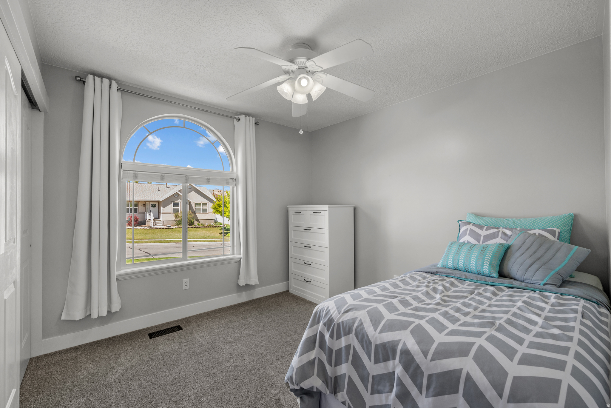 THE FOOTHILLS - Residential