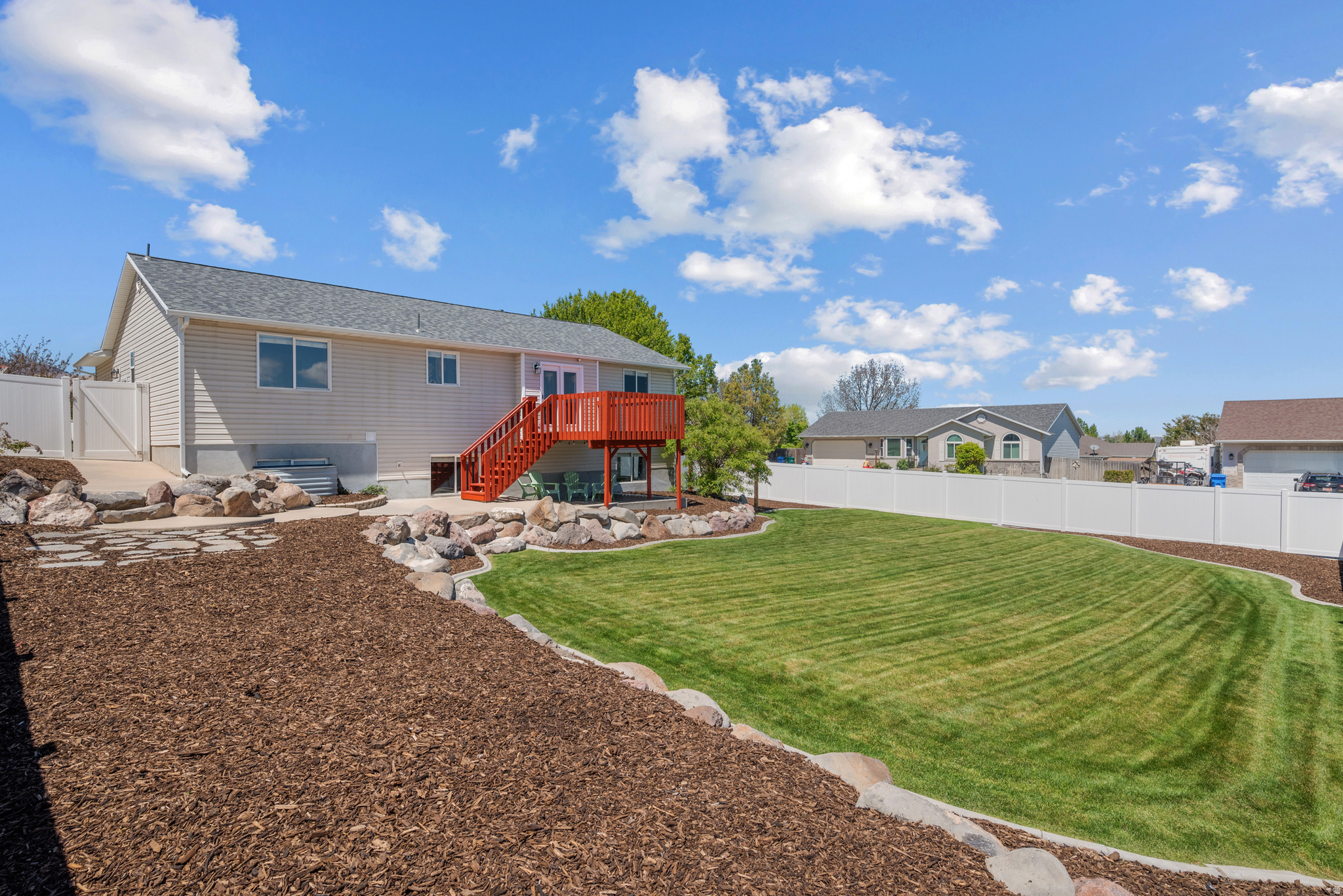 THE FOOTHILLS - Residential