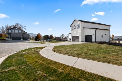 Tiny photo for 547 N HAVEN DR, Mapleton, UT 84664 (MLS # 2130658)