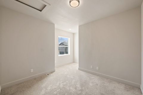 Tiny photo for 547 N HAVEN DR, Mapleton, UT 84664 (MLS # 2130658)