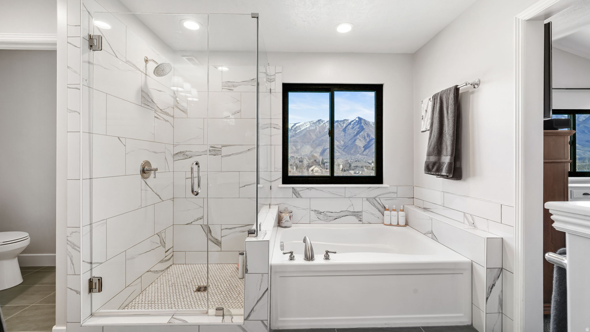 HIGHLAND HILLS - Residential