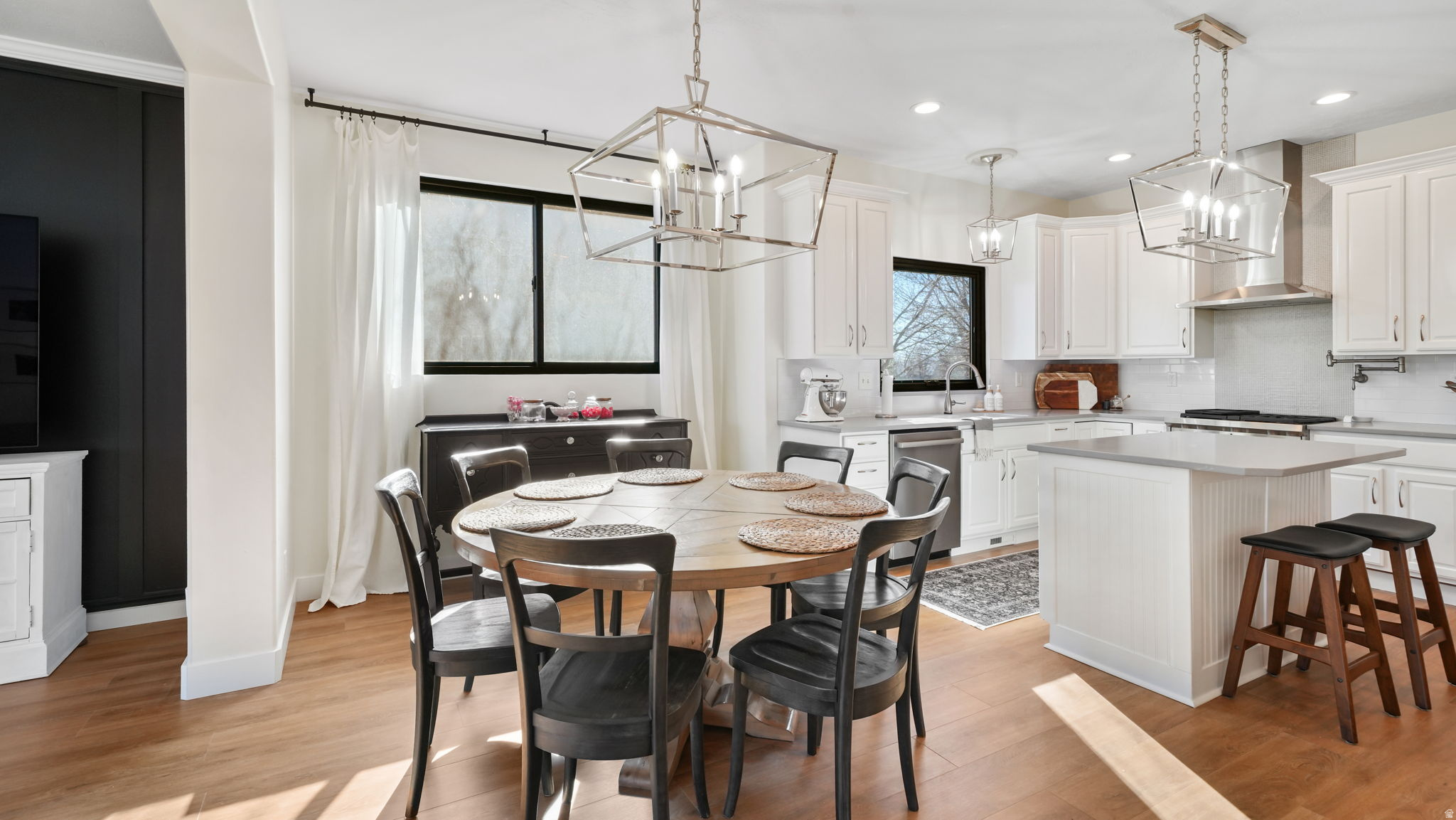 HIGHLAND HILLS - Residential