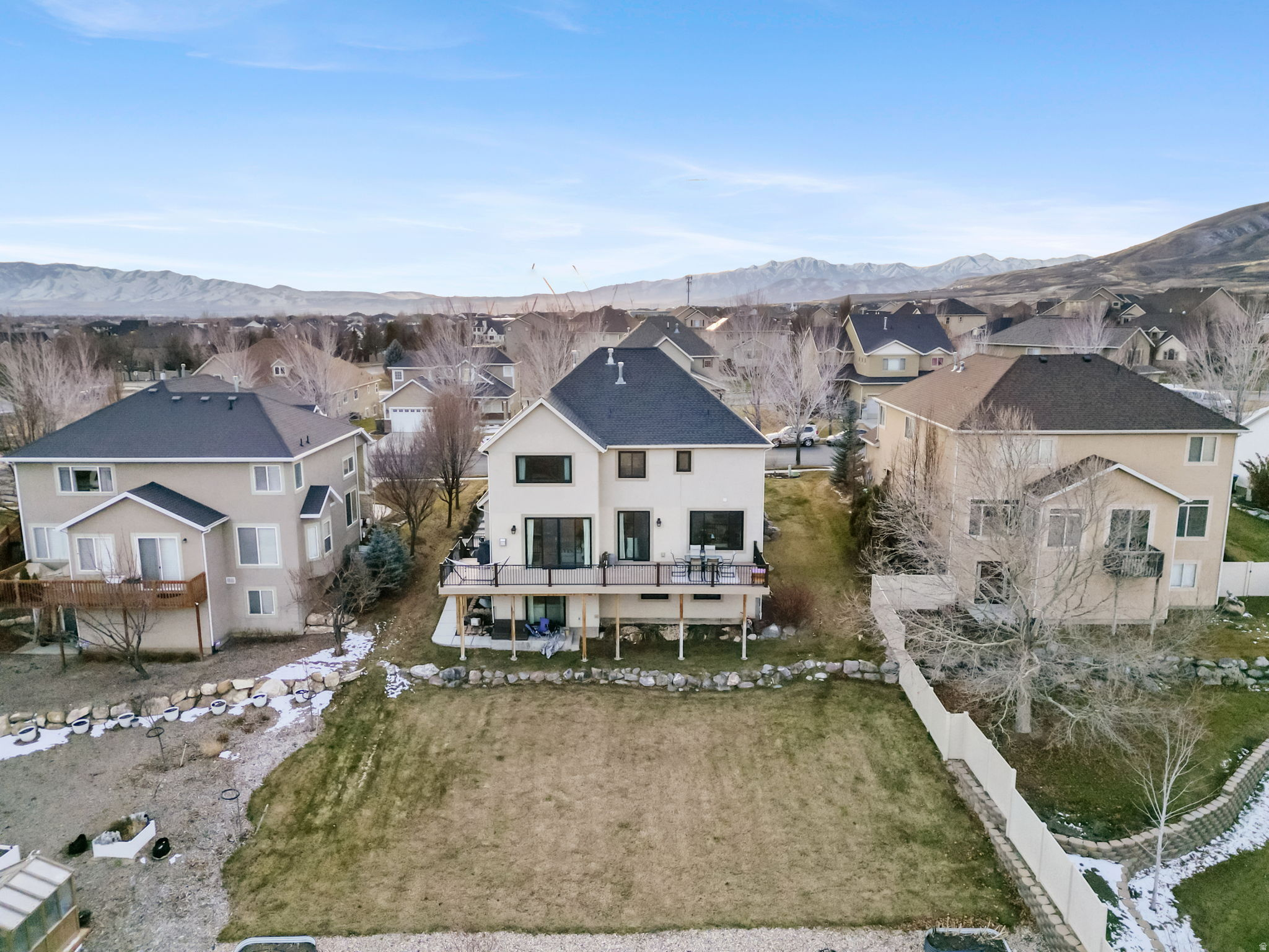 HIGHLAND HILLS - Residential