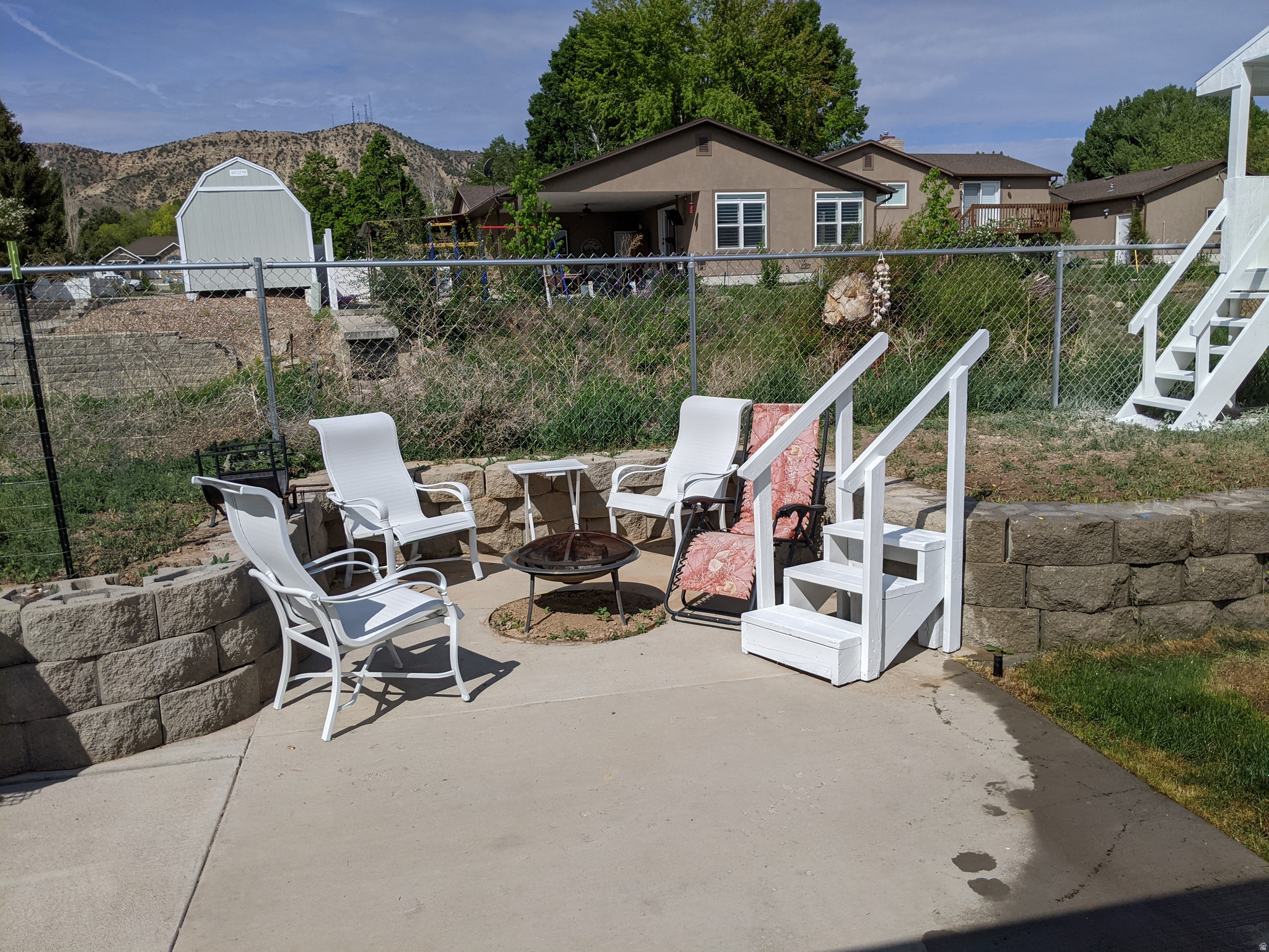 MAYFAIR MEADOWS - Residential