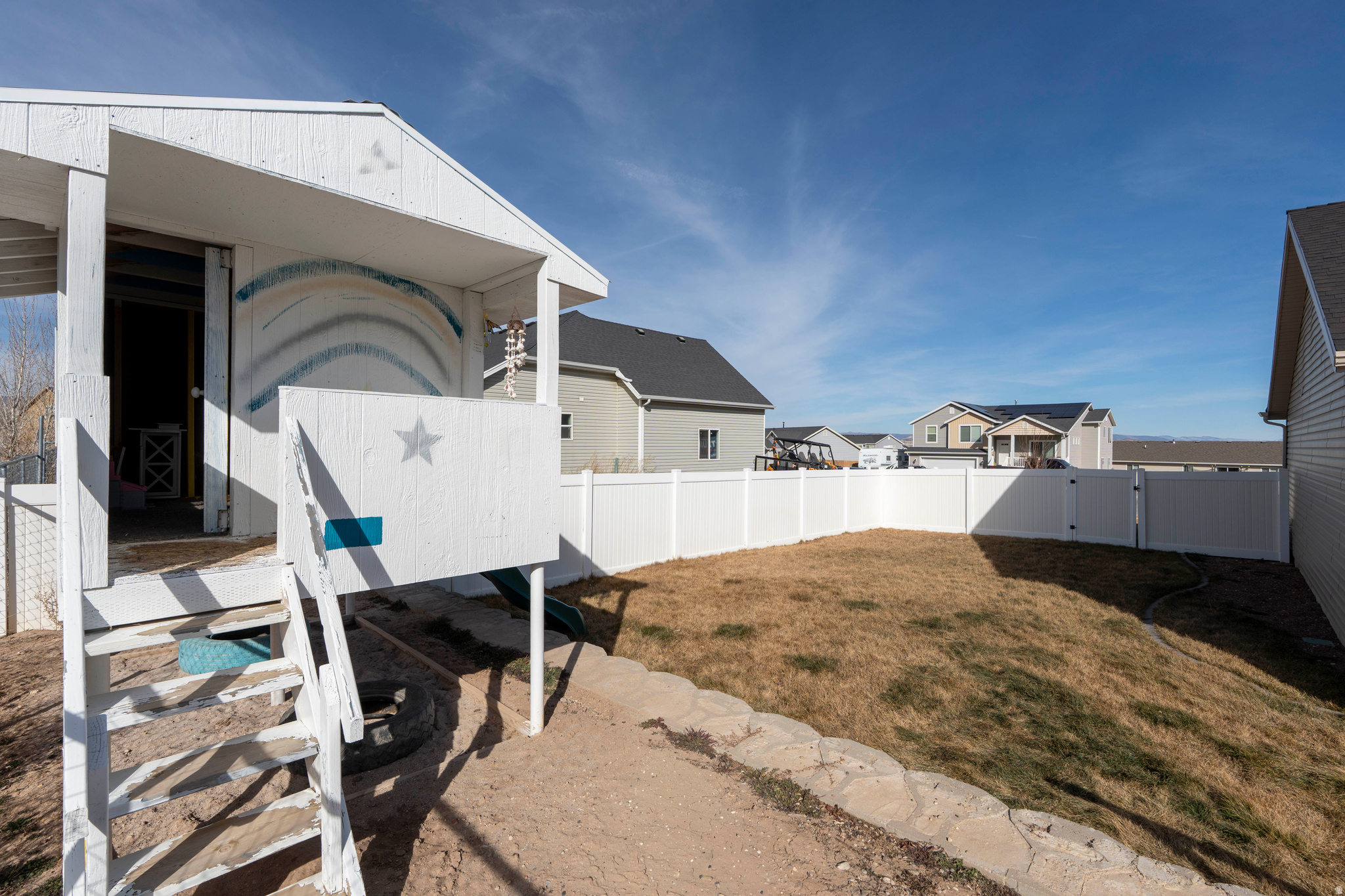 MAYFAIR MEADOWS - Residential