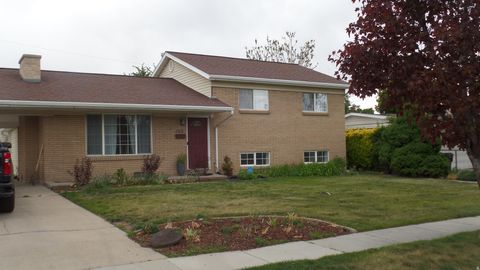 Tiny photo for 388 E 6220 S, Murray, UT 84107 (MLS # 2158538)