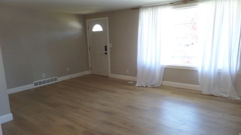 Tiny photo for 388 E 6220 S, Murray, UT 84107 (MLS # 2158538)