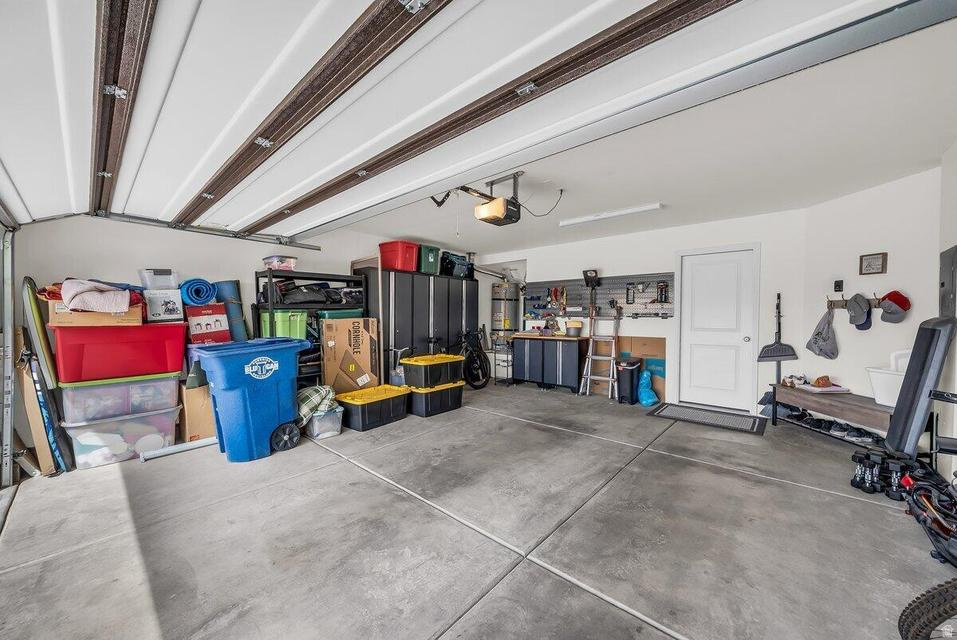 FOSSIL HILLS TOWNHOMES PH 5AND6 - Residential