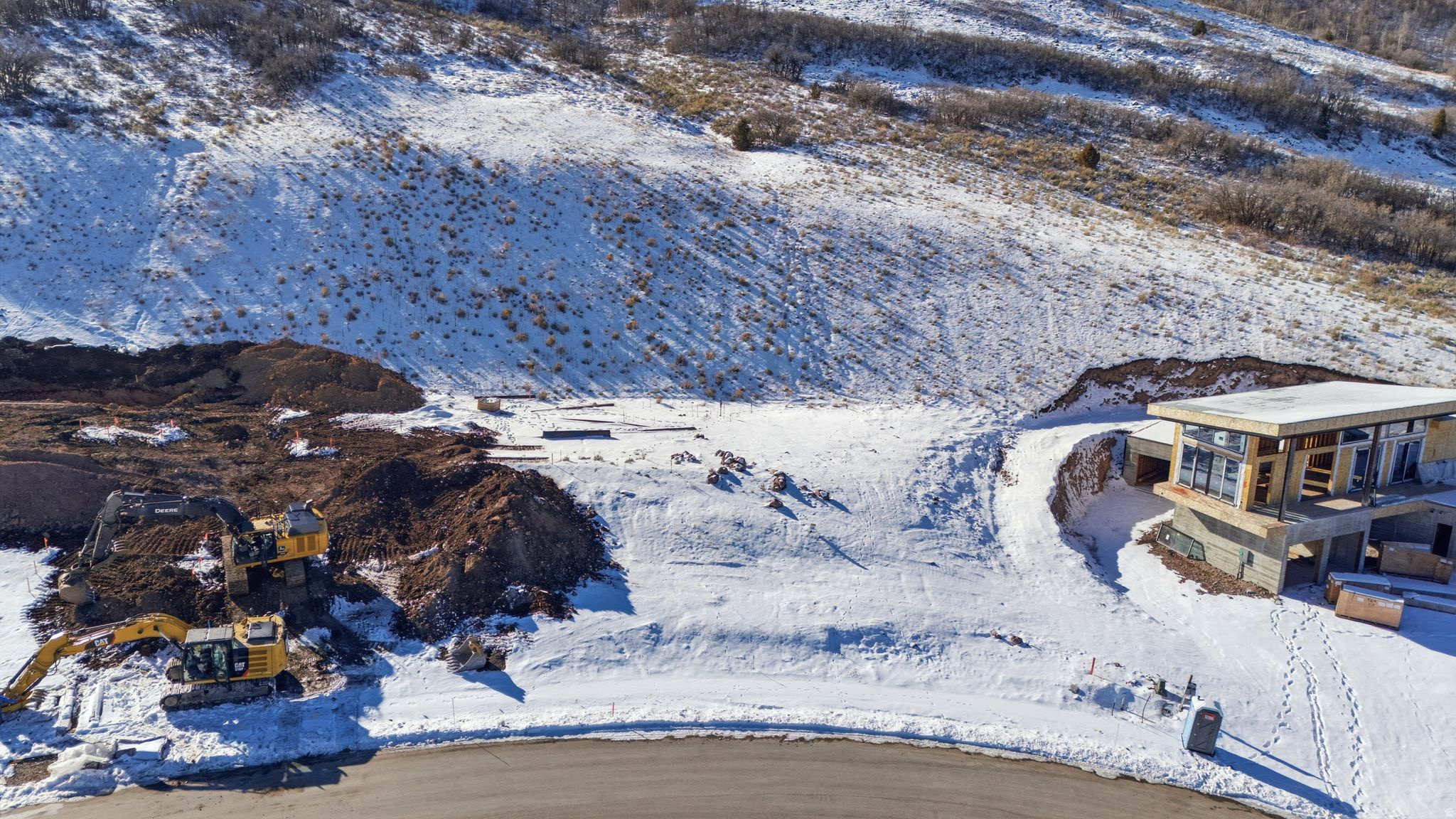 BENLOCH RANCH - Residential