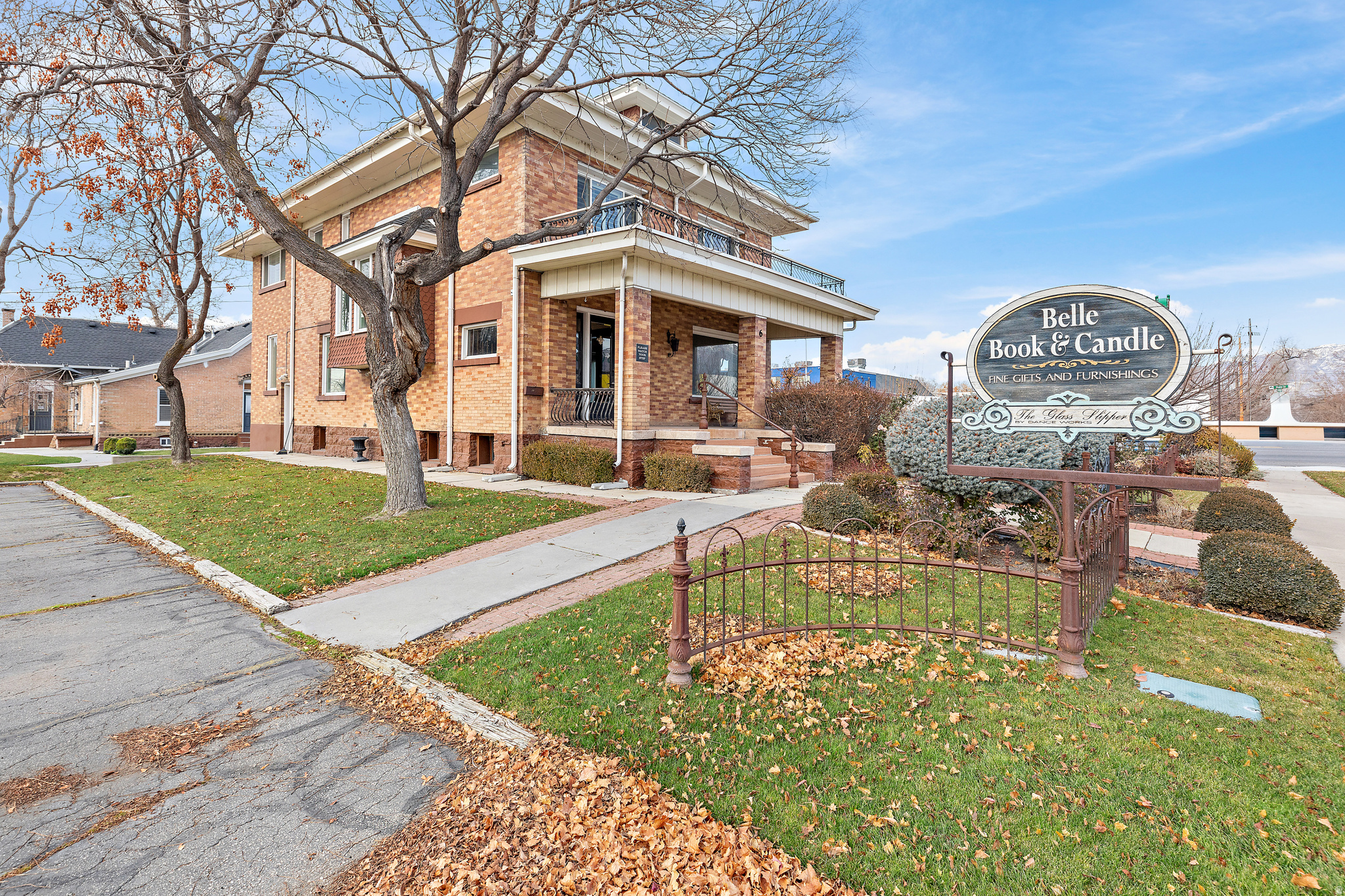 CUSHING - Commercial Sale