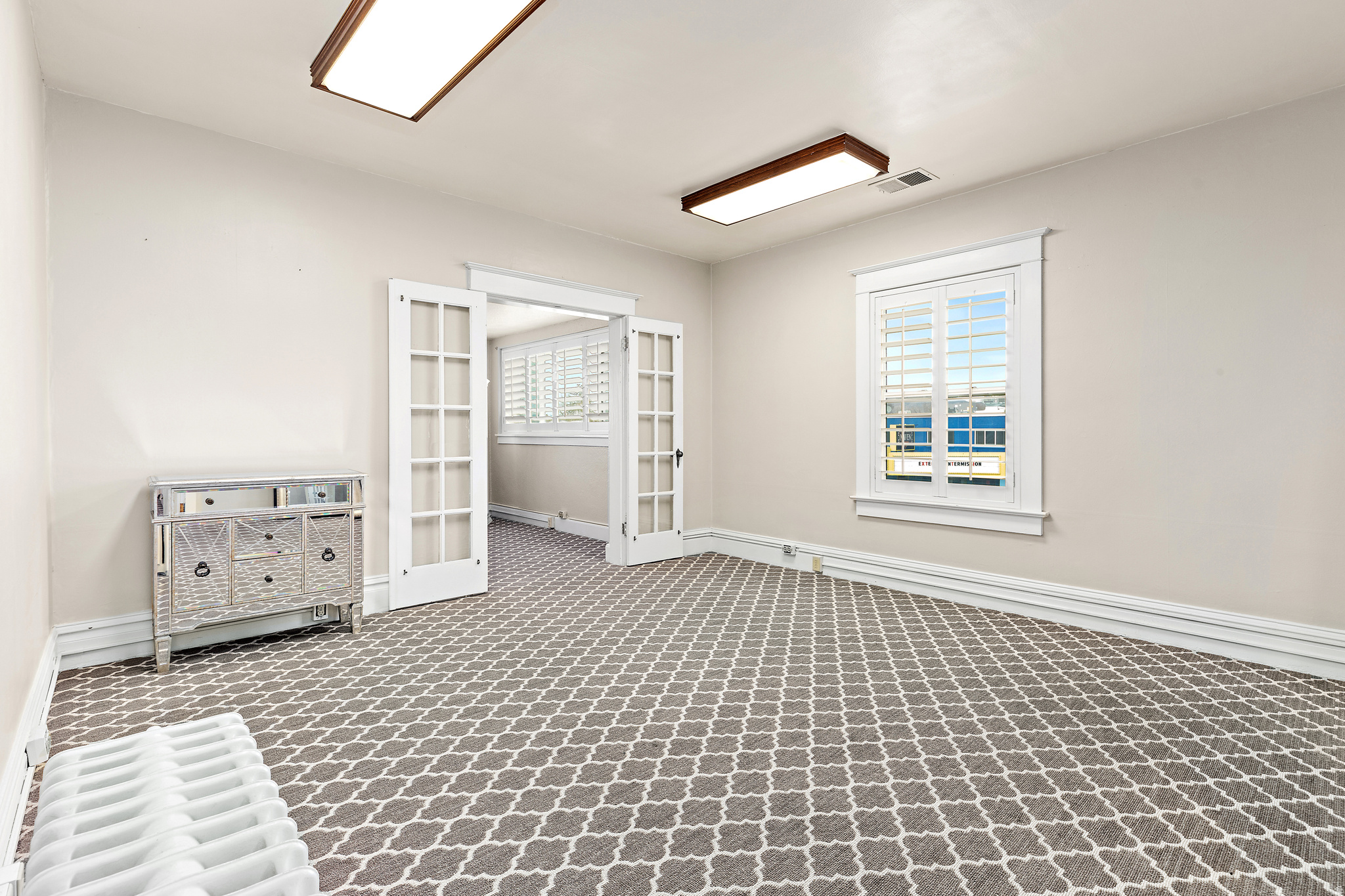 CUSHING - Commercial Sale