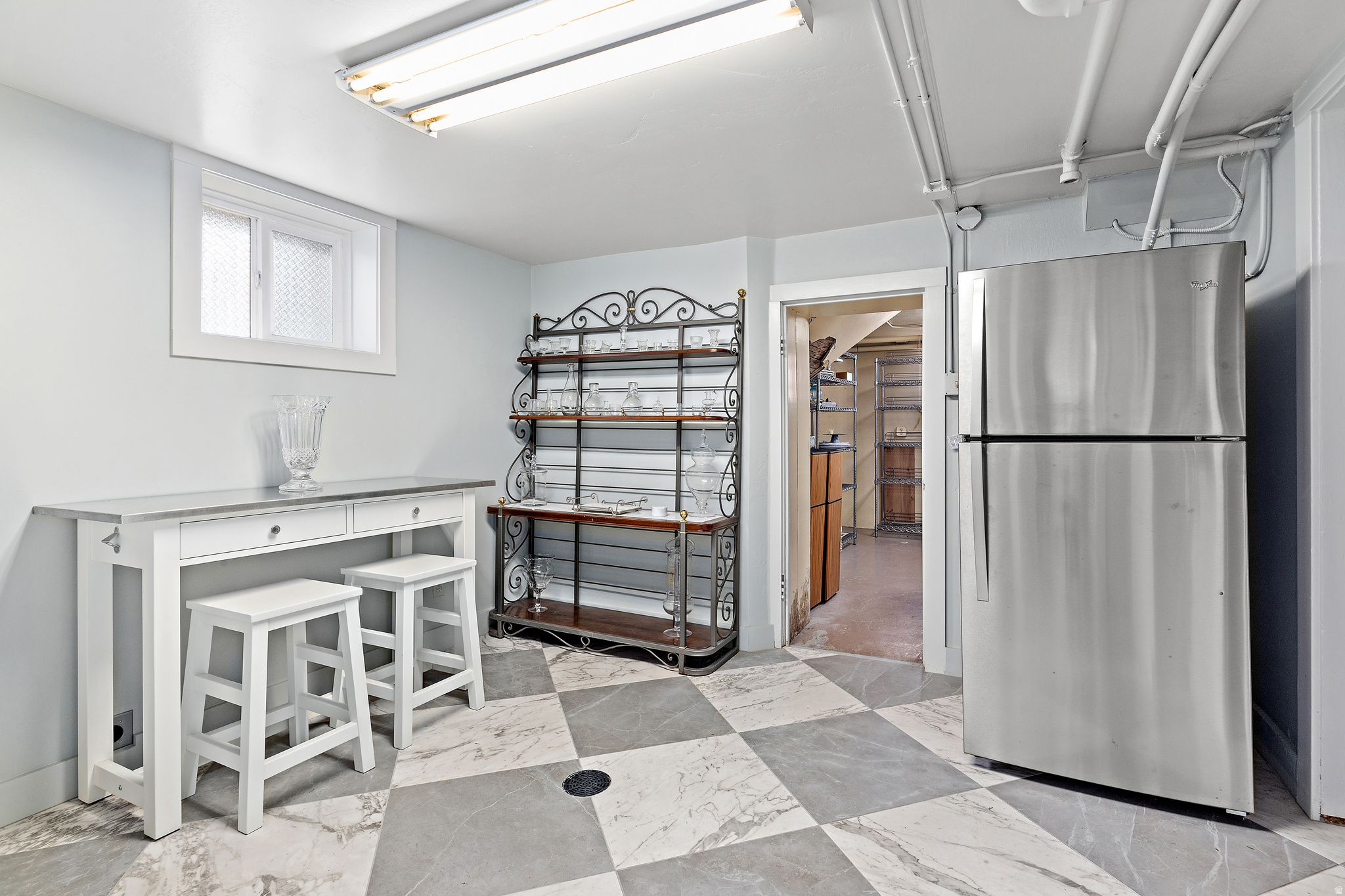 CUSHING - Commercial Sale