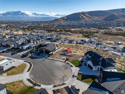 Photo of 7359 W SUMMIT CREST CIRCLE CIR S #122, Herriman, UT 84096 (MLS # 2120877)