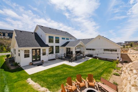 Tiny photo for 179 E TWIN HOLLOW DR #19, Mapleton, UT 84664 (MLS # 2153715)