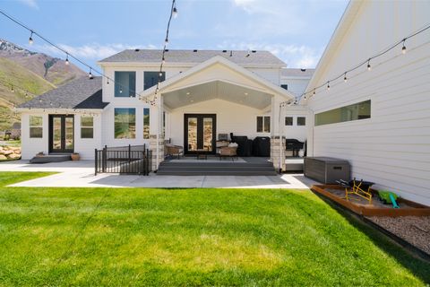 Tiny photo for 179 E TWIN HOLLOW DR #19, Mapleton, UT 84664 (MLS # 2153715)