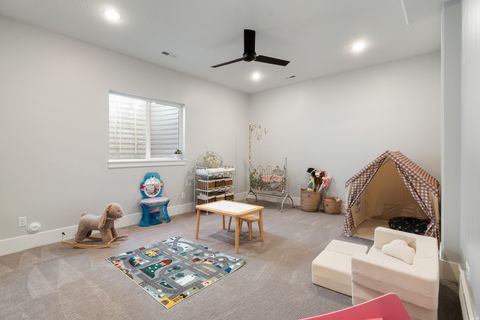 Tiny photo for 179 E TWIN HOLLOW DR #19, Mapleton, UT 84664 (MLS # 2153715)