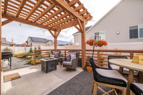 Tiny photo for 589 E GREEN SPRINGS WAY, South Weber, UT 84405 (MLS # 2123641)