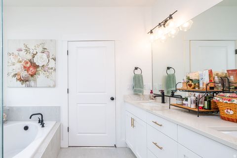 Tiny photo for 589 E GREEN SPRINGS WAY, South Weber, UT 84405 (MLS # 2123641)