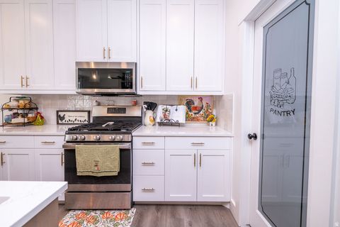 Tiny photo for 589 E GREEN SPRINGS WAY, South Weber, UT 84405 (MLS # 2123641)