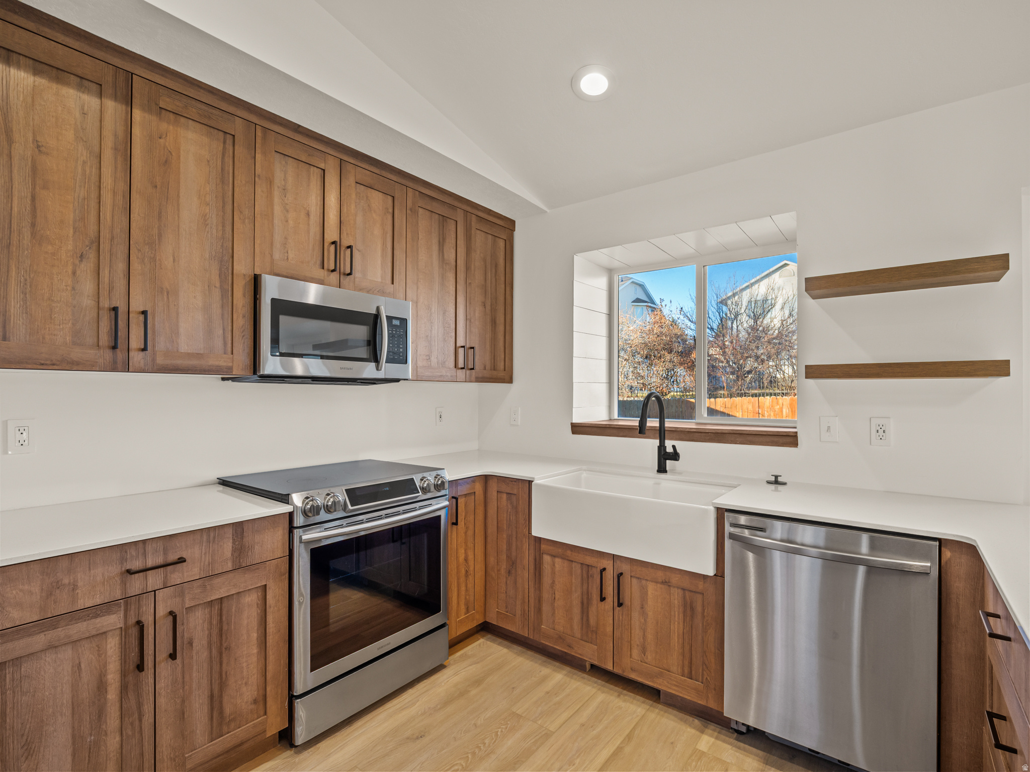 RIDGEPOINT - Residential