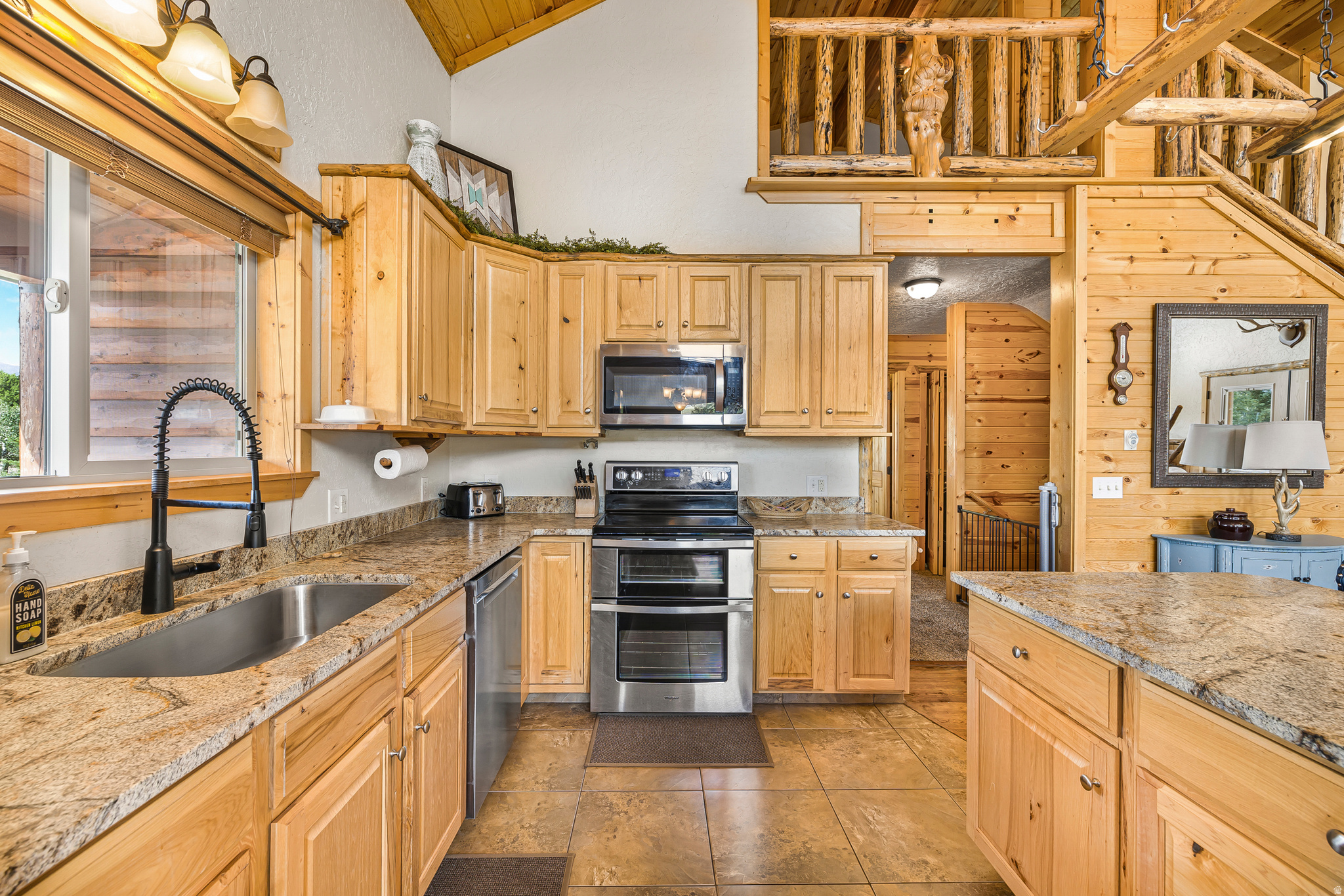 GOOSEBAY ESTATES - Residential