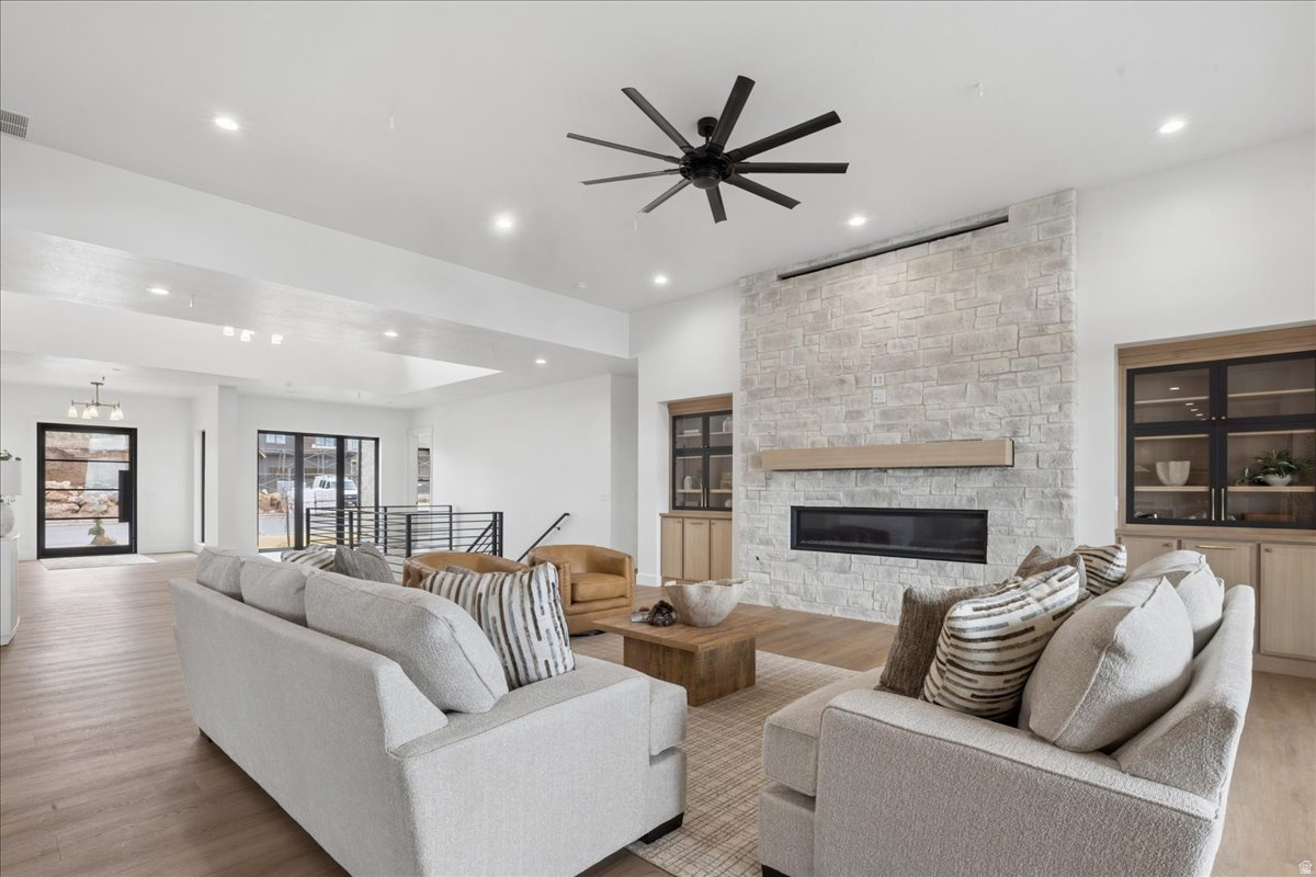 DEER CREST - Residential