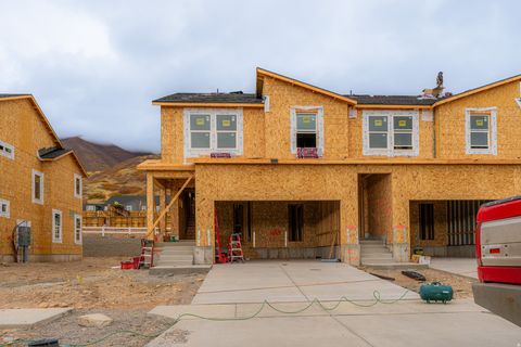 Photo of 4769 S OLIVE AVE #411, Mapleton, UT 84664 (MLS # 2112325)