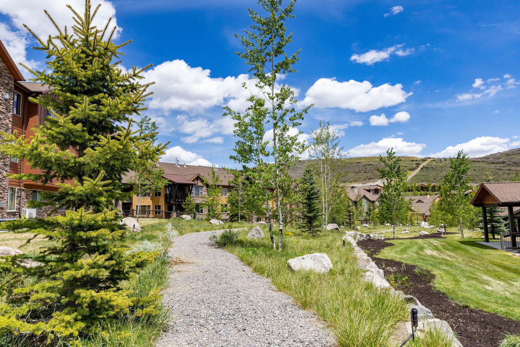 BLACK ROCK RIDGE - Residential