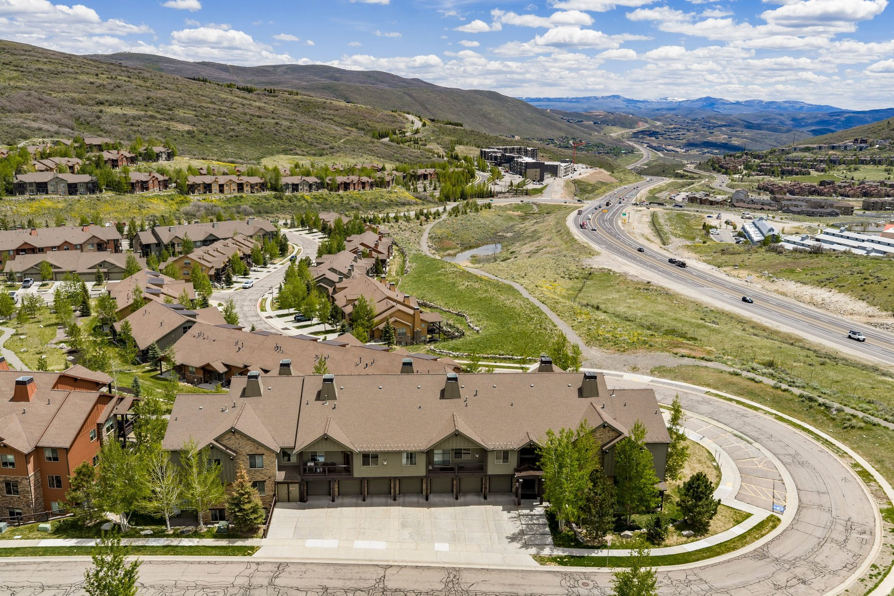 BLACK ROCK RIDGE - Residential