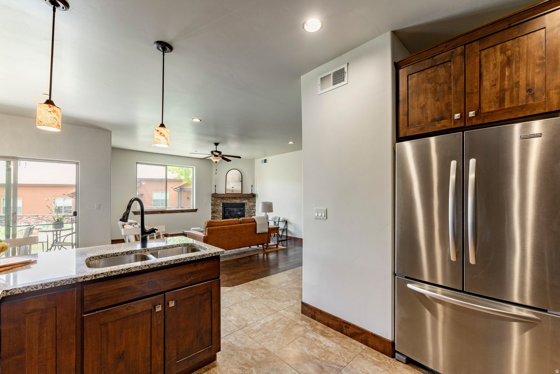 BLACK ROCK RIDGE - Residential