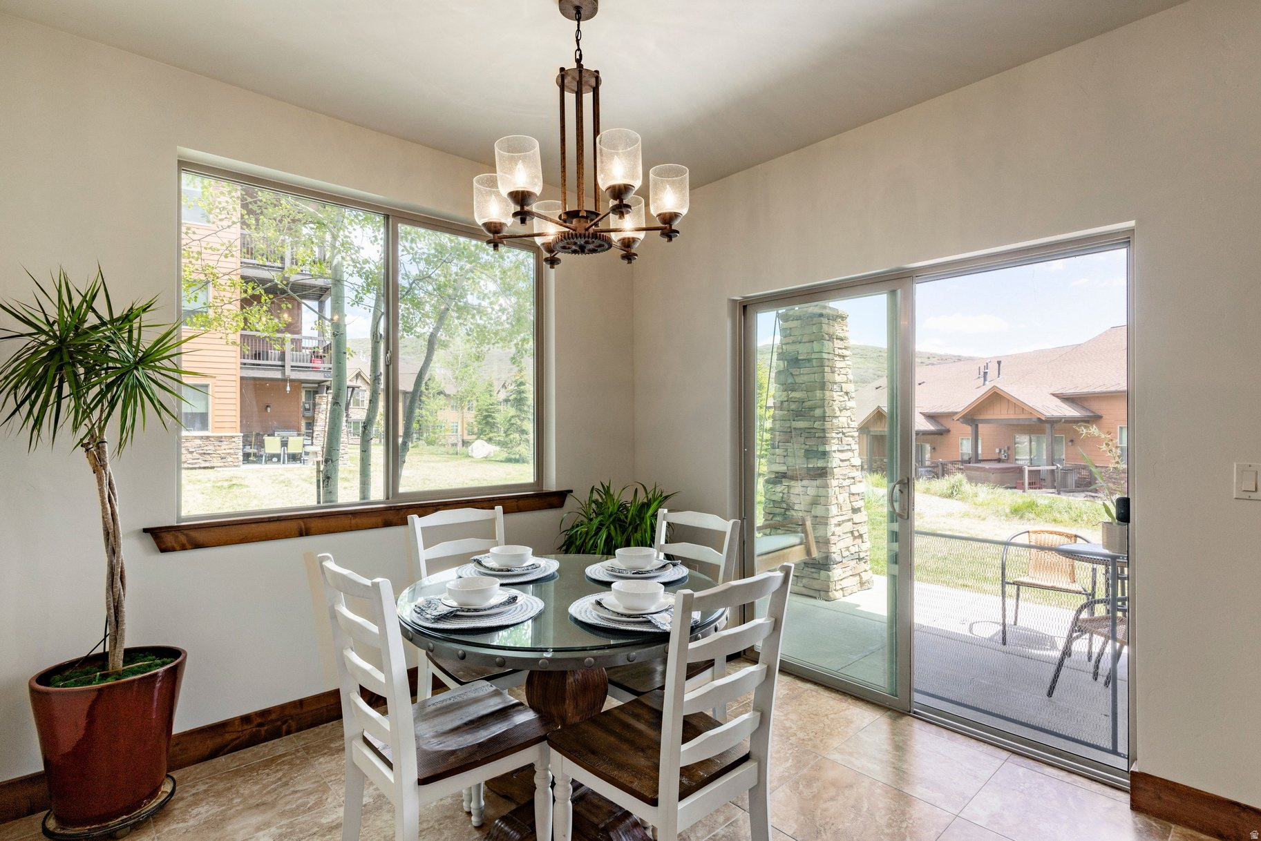 BLACK ROCK RIDGE - Residential