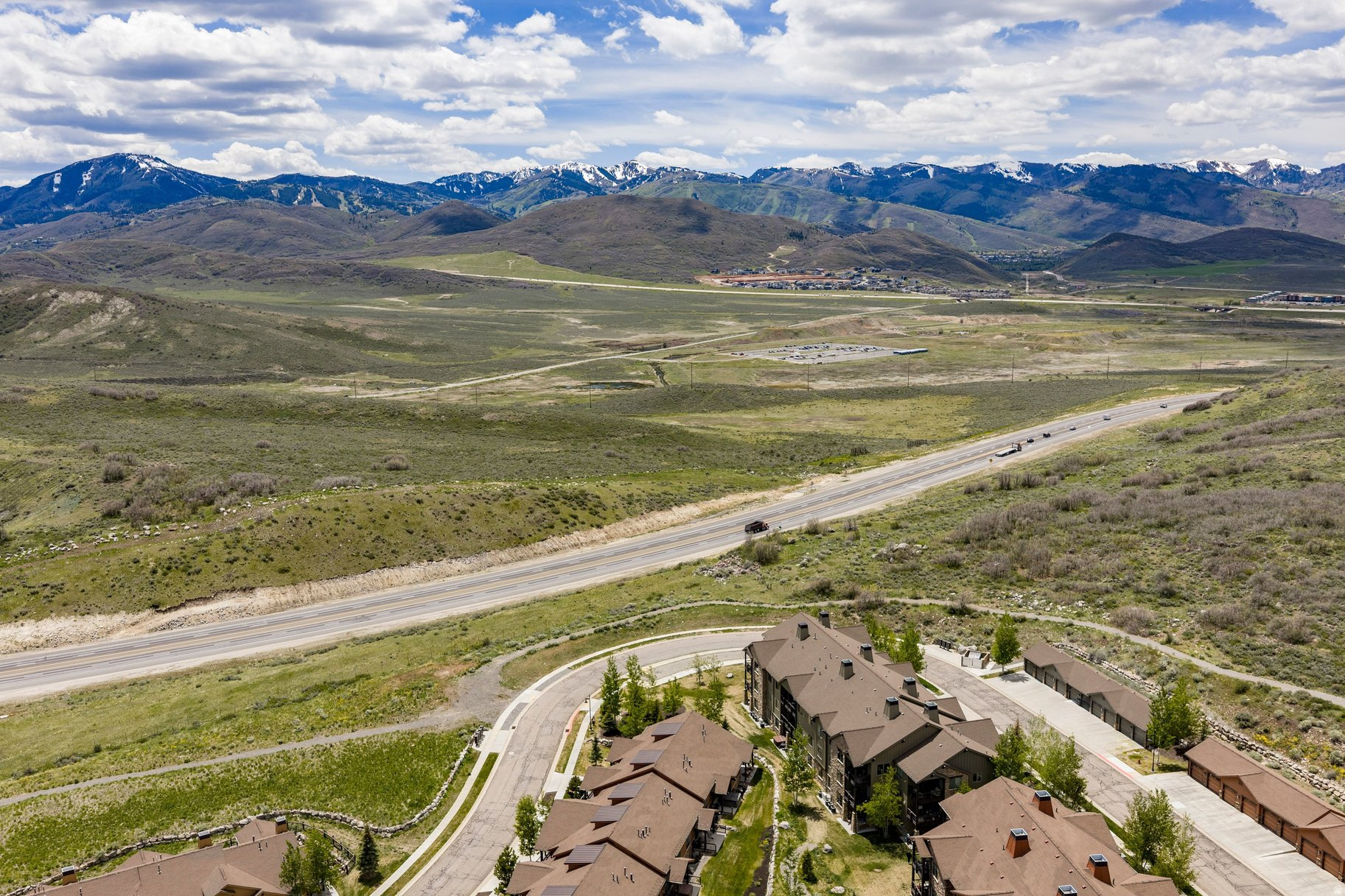 BLACK ROCK RIDGE - Residential