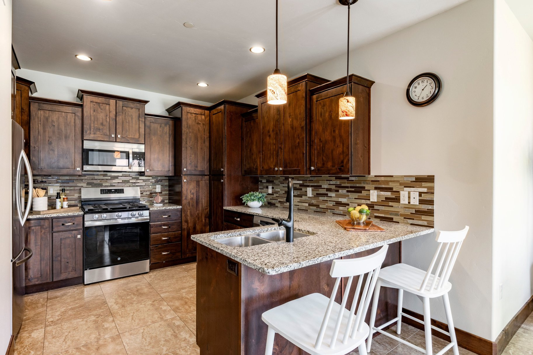 BLACK ROCK RIDGE - Residential