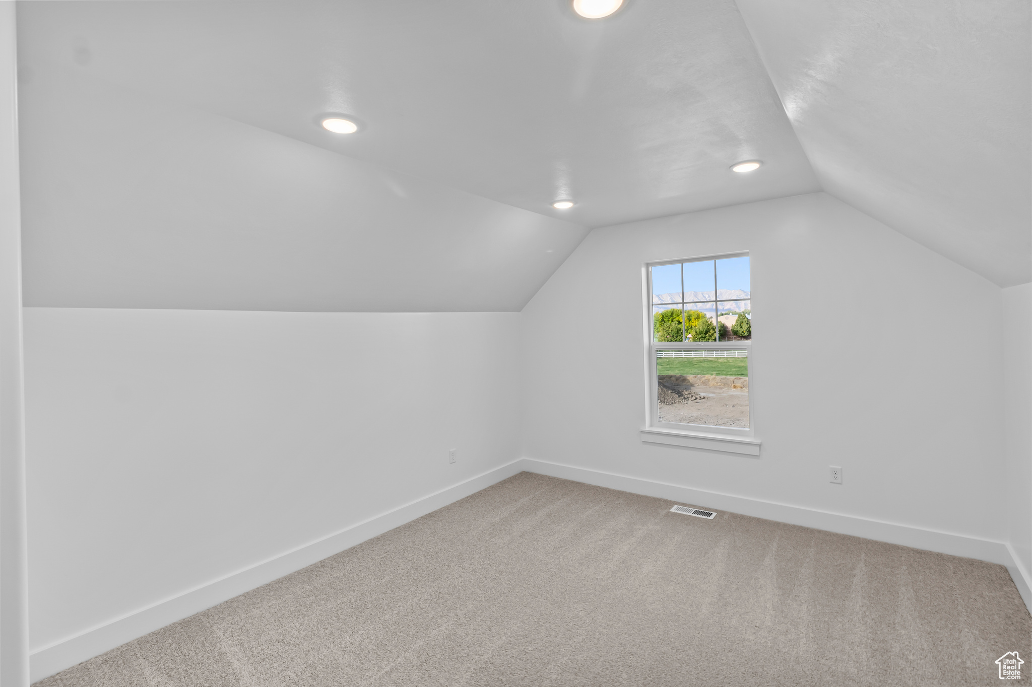 VINEYARD - Residential