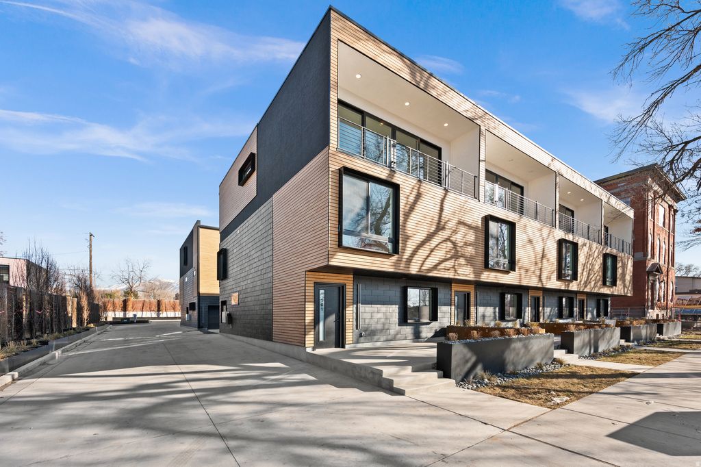 Photo of 847 S 800 E #D117, Salt Lake City, UT 84102 (MLS # 2132620)