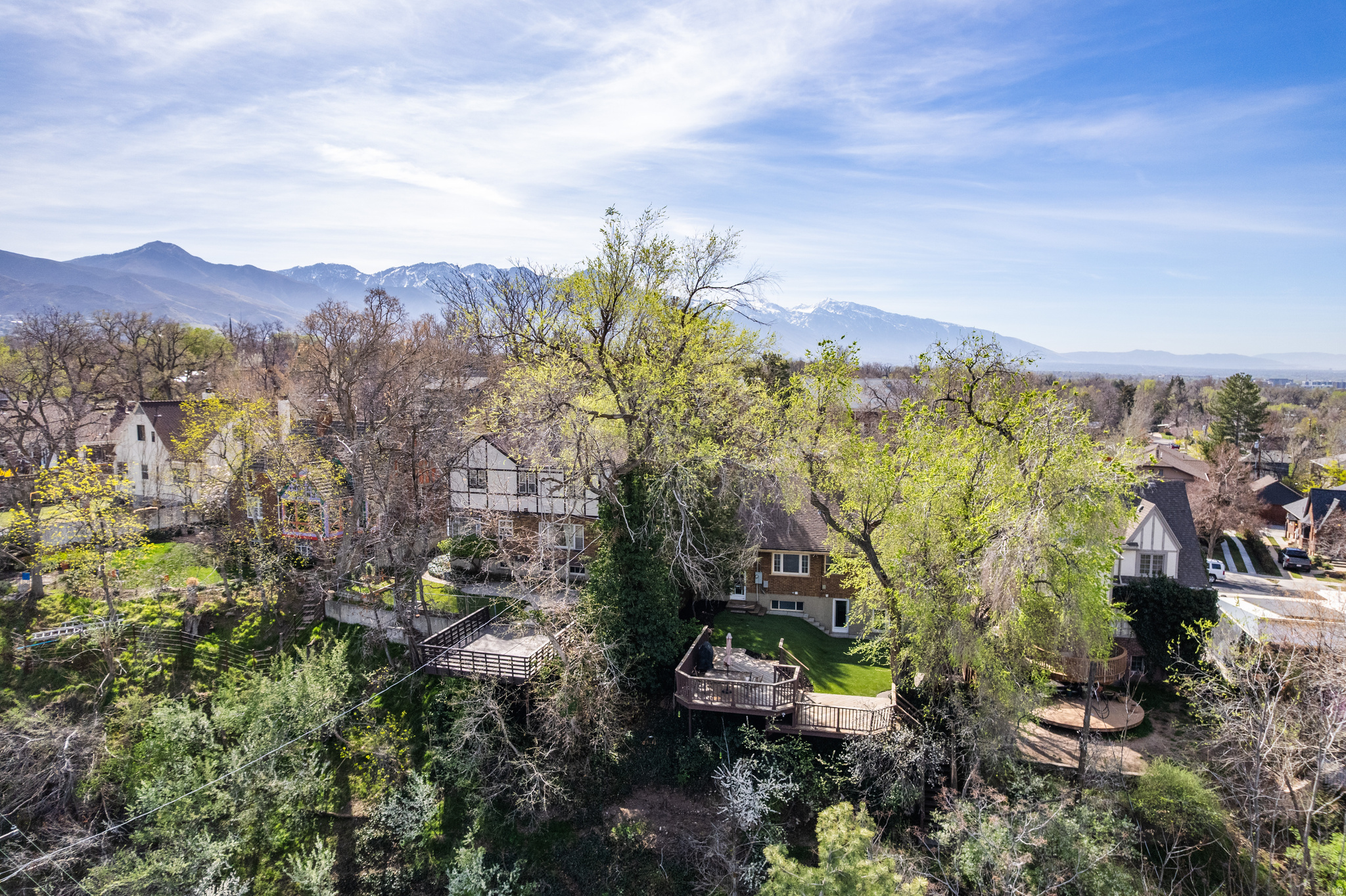 DOUGLAS PARK - Residential