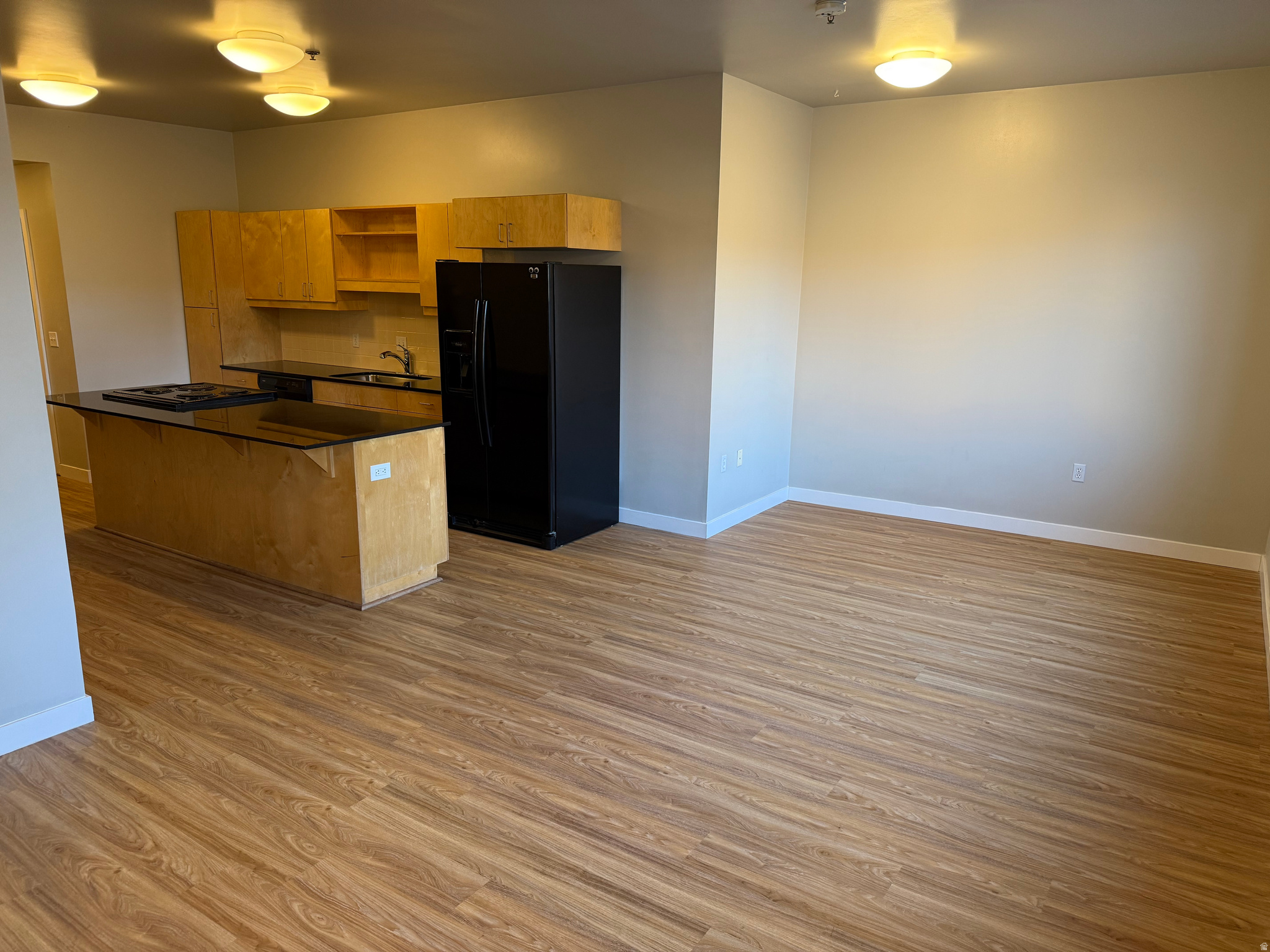 LIBRARY SQUARE - Residential