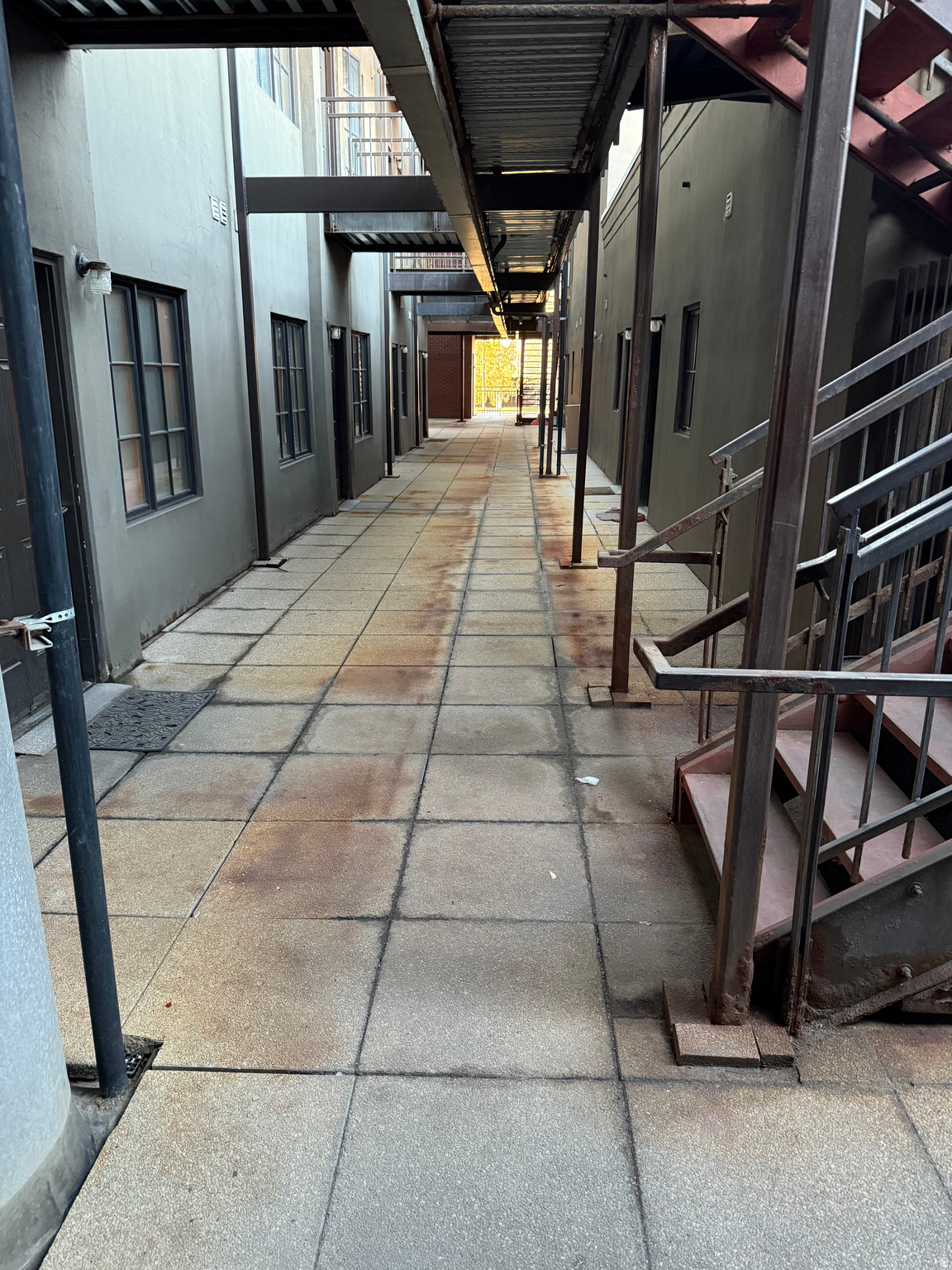 LIBRARY SQUARE - Residential