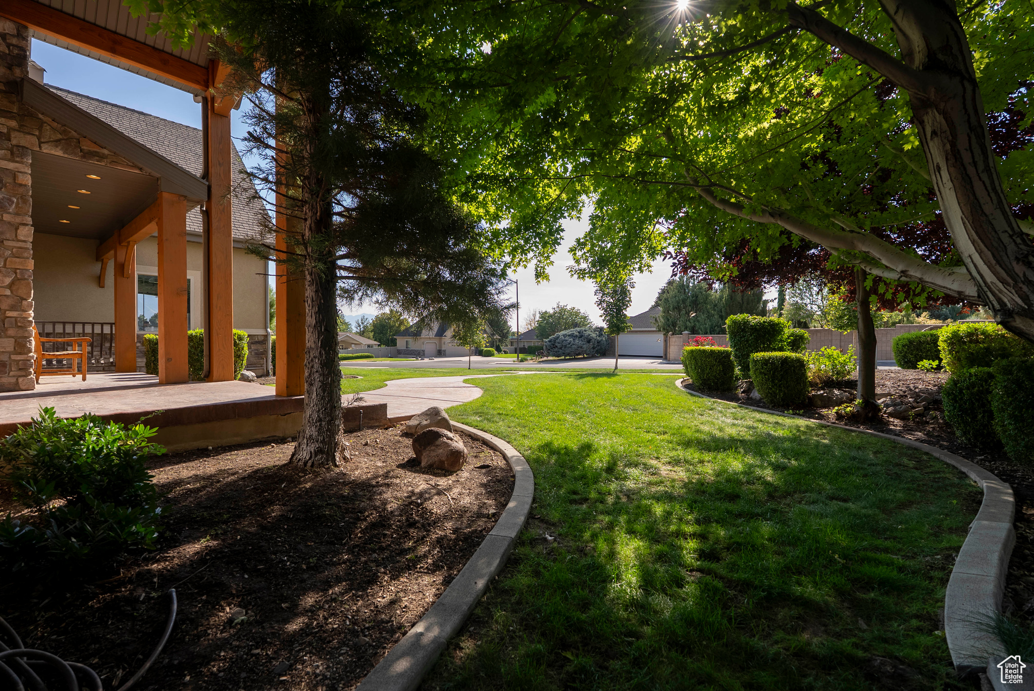CHERRY CREEK - Residential