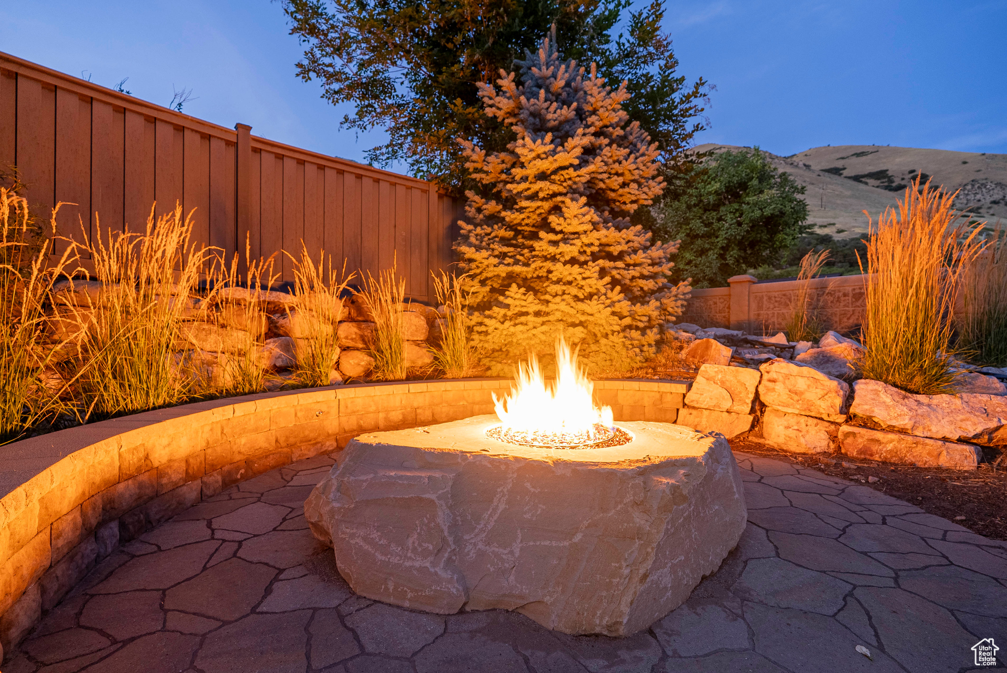 CHERRY CREEK - Residential