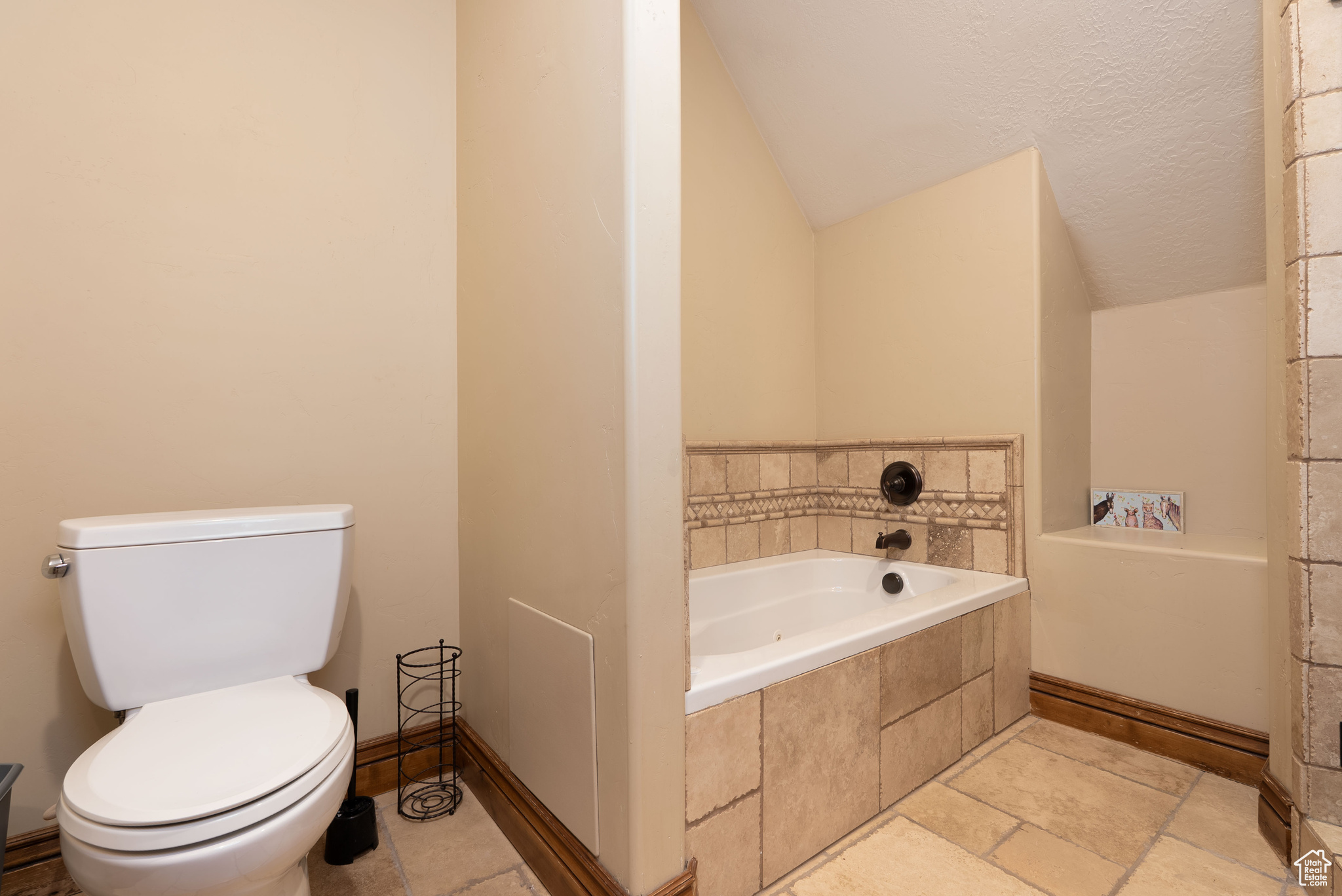 CHERRY CREEK - Residential