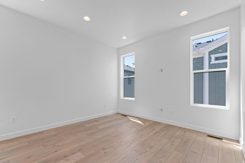 Tiny photo for 3931 W RED CLOVER DR, Lehi, UT 84043 (MLS # 2126969)