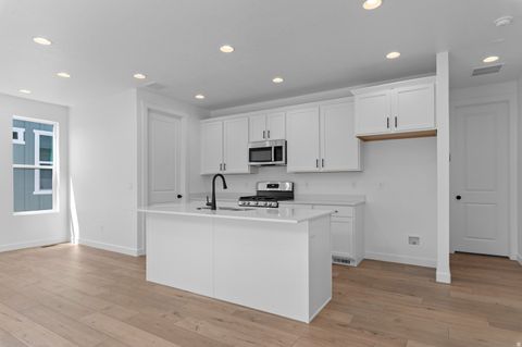 Tiny photo for 3931 W RED CLOVER DR, Lehi, UT 84043 (MLS # 2126969)