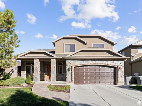 Photo of 456 W ASPEN GATE LN S, South Jordan, UT 84095 (MLS # 2119319)
