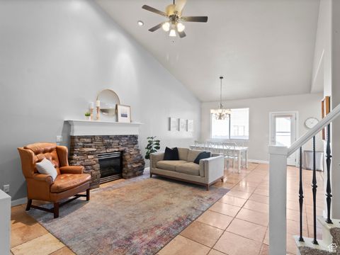 Tiny photo for 456 W ASPEN GATE LN S, South Jordan, UT 84095 (MLS # 2119319)