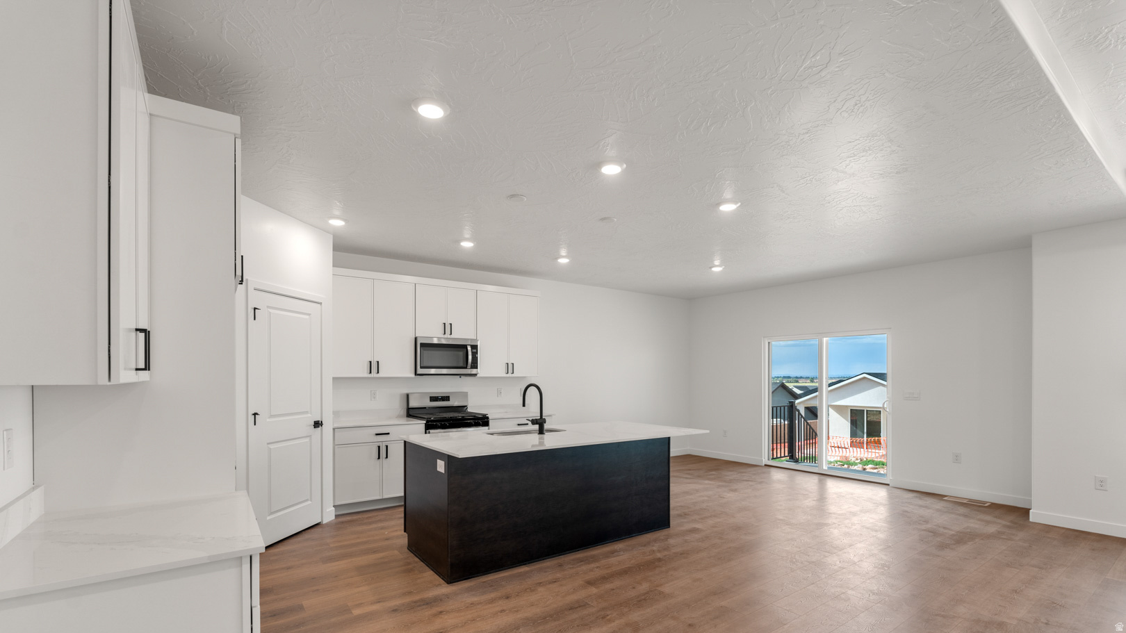 OLD SORREL RANCH - Residential