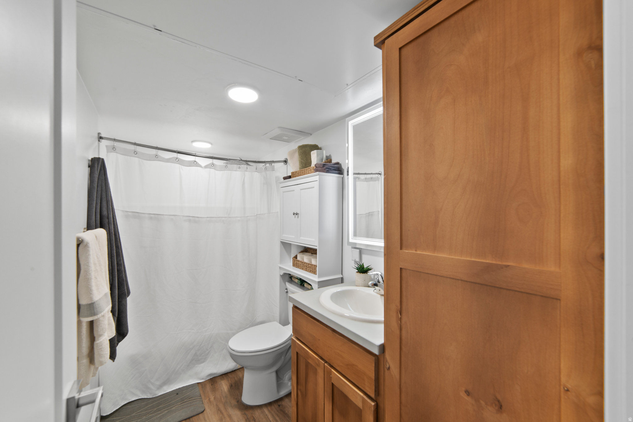 KANE CREEK CONDOS - Residential