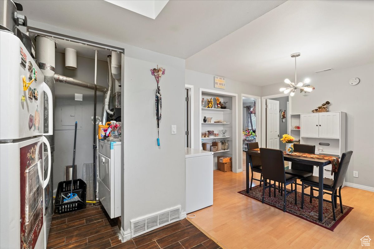 WOOD POINT CONDO - Residential