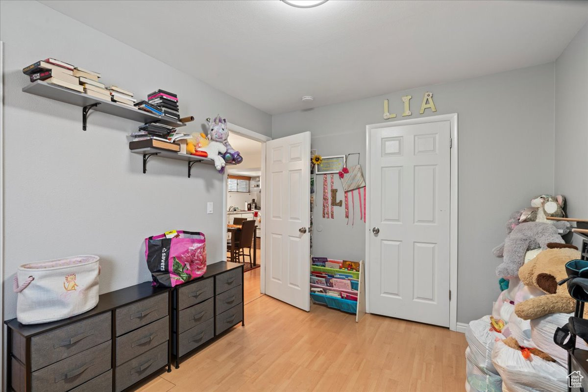 WOOD POINT CONDO - Residential