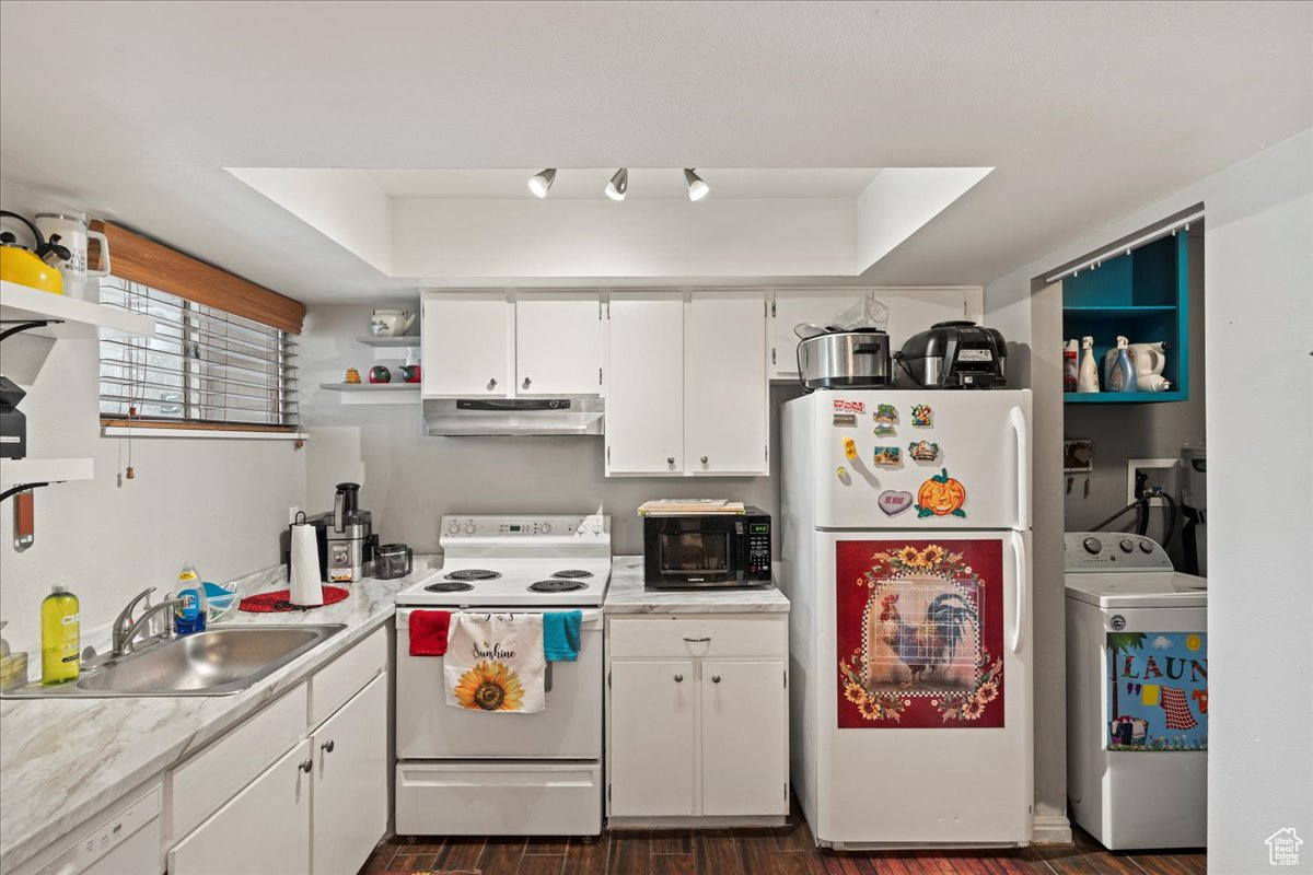 WOOD POINT CONDO - Residential